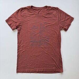 GOLDEN‎ ROAD BREWERY Tee Shirt Red Small Beer Cans Los Angeles Super Soft